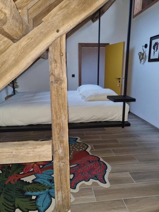 Cerf, Ouvre-Moi B&B Rochefort Eksteriør billede