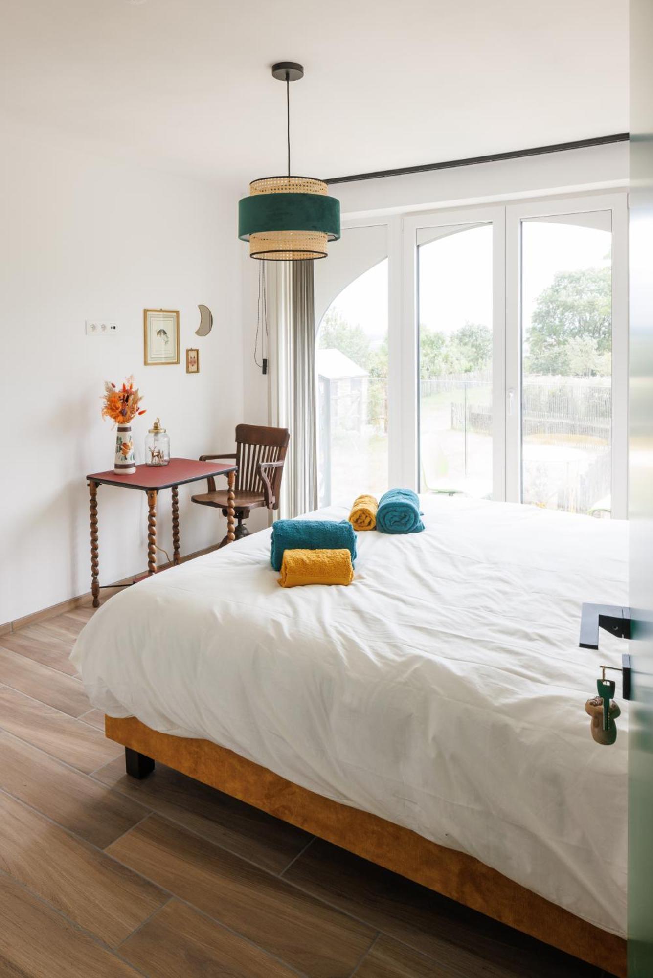 Cerf, Ouvre-Moi B&B Rochefort Eksteriør billede